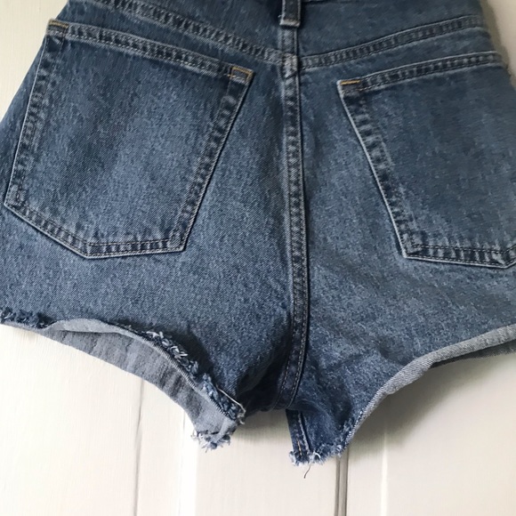 NWT, GAP cheeky sky high denim shorts, size: 26/2P - Picture 8 of 16